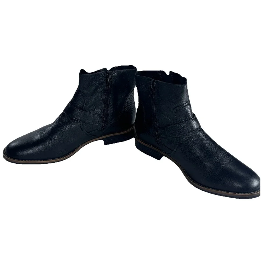 NEW Clarks Ankle Chelsea Boots 9.5 Black Leather Buckle Moto Grunge Biker - Picture 6 of 7
